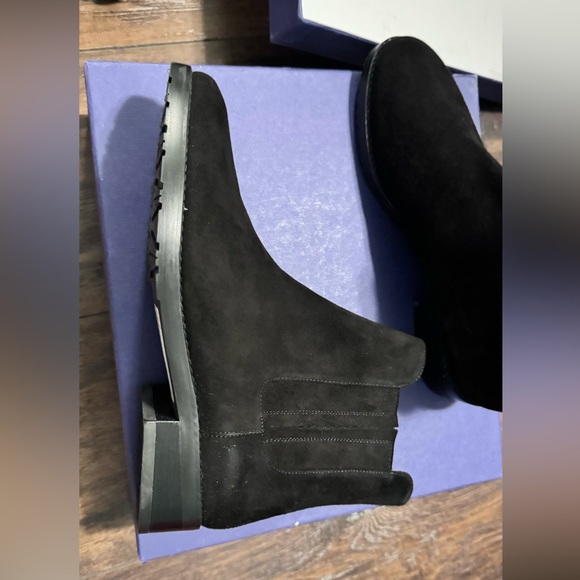 Stuart Weitzman Basilico Black Suede Flat Ankle Booties Size 6 - Picture 3 of 11